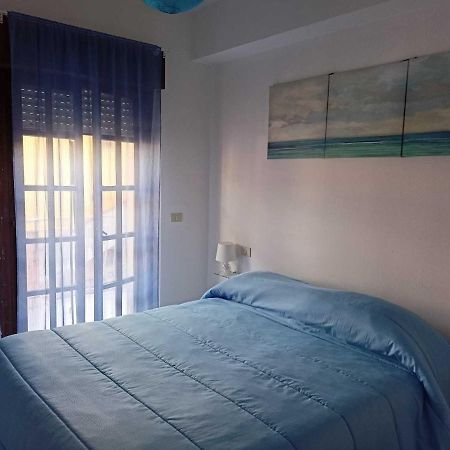 Appartamento Di 70Mq Arredato A 600M Dal Mare Scalea Buitenkant foto